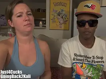 Stripchat Free Porn Cam of boomboomr00m