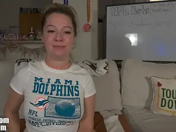 Stripchat Sex Cam of boomboomr00m