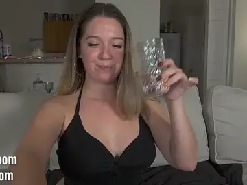 Stripchat Best live sex cam show of boomboomr00m