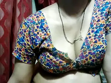 Stripchat Adult Webcams of RukminiNew