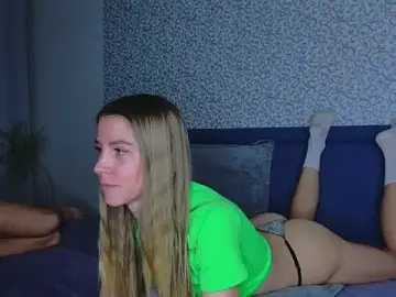 Stripchat Adult Webcam of Kristi_Wolf