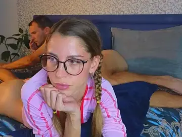 Stripchat Free Porn Cam of Kristi_Wolf