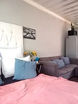 Stripchat Sex Cam of SQUITBOOTY