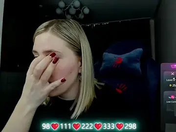 Stripchat Live Porn of Olivia_Munk