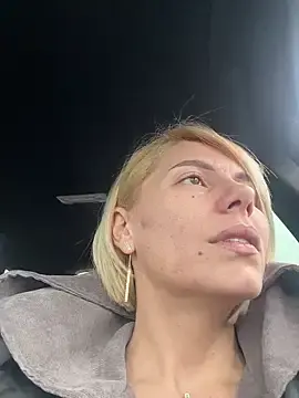 Stripchat Live Sex of tanyagrey