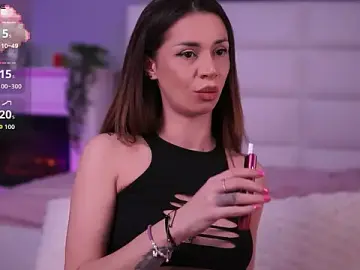 Stripchat Nude Webcam of FlirtyFawn