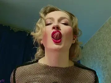 Stripchat Live Sex of Goddess_VerdgyVi