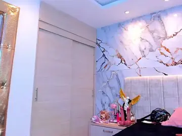 Stripchat Live Sex of kiana_cream