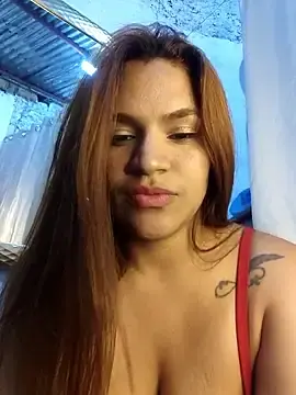 Stripchat Sex Cam of SexyFriends_