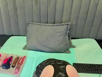 Stripchat Adult Video Chat of alaha_evans