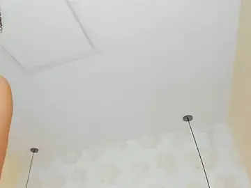 Stripchat Watch Live Sex Cams of IRISCLARK1