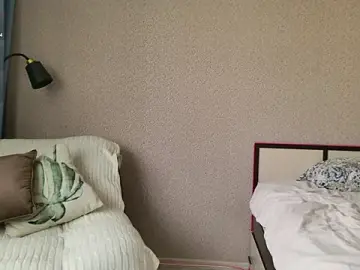 Stripchat Adult Webcams of Hey_Kris