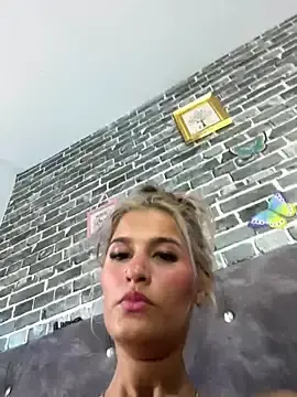 Stripchat Best Webcam of taty_juts