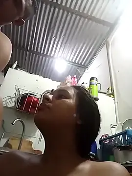 Stripchat Free Porn Cam of Andreita_95