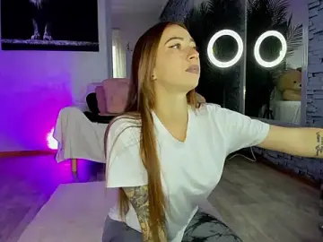 Stripchat Best Webcam of Reina_Cummings