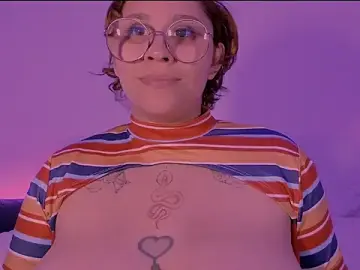Stripchat Live Sex of Lilmuh_