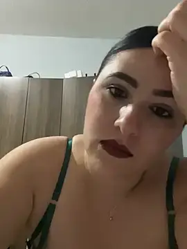 Stripchat Nude Webcam of IvettSt_