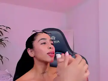 Stripchat Watch Live Sex Cams of sophierooy22
