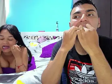 Stripchat Sex Cam of LazyandSniffer28