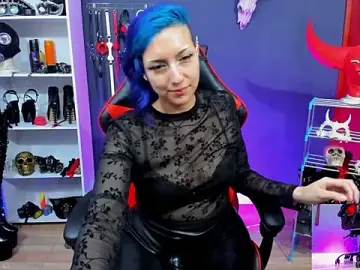 Stripchat Free Porn Cam of Yelena_LatexMaiden