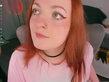 Stripchat Adult Video Chat of Alice_CutePerv