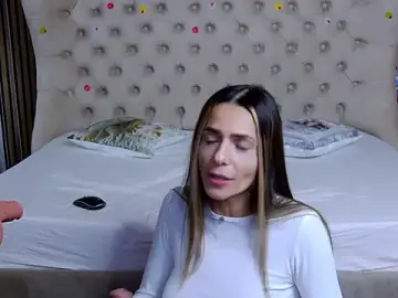 Stripchat Live Porn of PlayfulShow