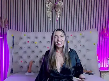 Stripchat Free Porn Cam of PlayfulShow