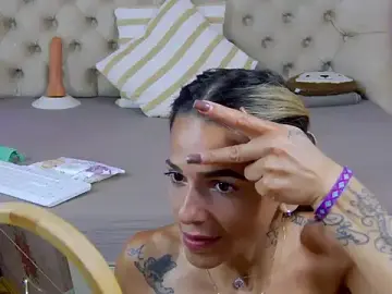 Stripchat Watch Live Sex Cams of PlayfulShow