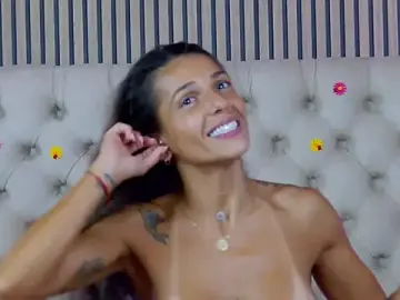 Stripchat Free Live Porn of PlayfulShow