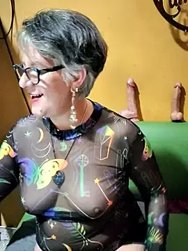 Stripchat Sex Cam of ilonna2025