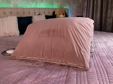 Stripchat Nude Webcam of Rai_Raisa