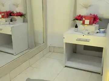 Stripchat Free Live Porn of kamii_arias