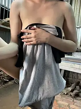 Stripchat Free Porn Cam of Serena_lovely24