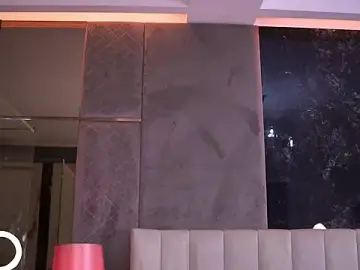 Stripchat Live Sex Cam of BlairSanders