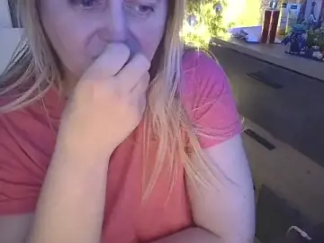 Stripchat Sex Cam of Meliss_Official9