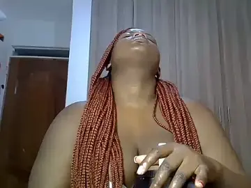 Stripchat Live Sex Cam of freaky_juicy