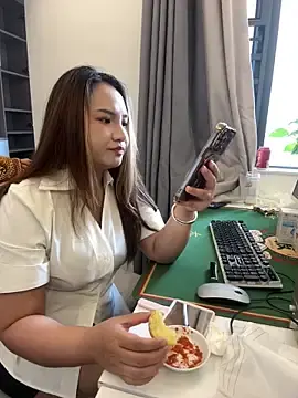 Stripchat Adult Webcams of Emmie767