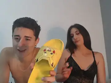 Stripchat Live Sex Cam of Thalia_Serenade