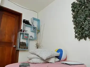 Stripchat Adult Webcam of DestinyHills