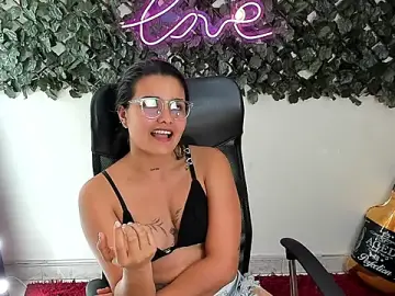 Stripchat Sex Cam of DestinyHills