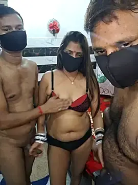 Stripchat Live Sex Cam of Cute_plak01