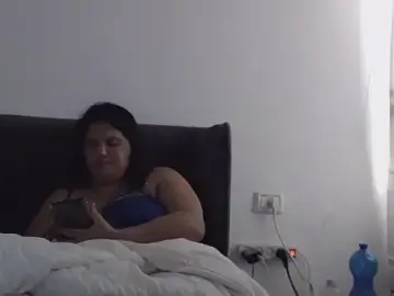 Stripchat Free Live Porn of maayanlevi2