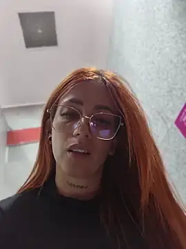 Stripchat Adult Webcams of Alis_xxx