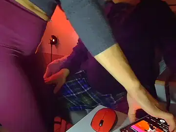 Stripchat Live Sex Cam of FenaLady