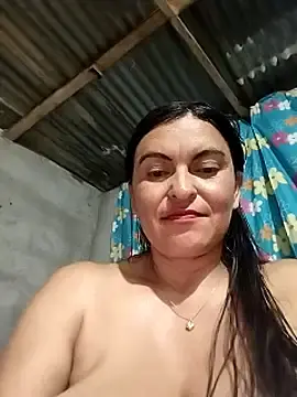 Stripchat Free Porn Cam of Horny-Mommy-Dirty