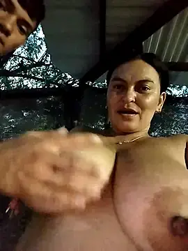 Stripchat Live Porn of Horny-Mommy-Dirty