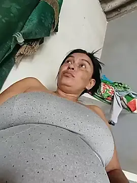 Stripchat Best live sex cam show of Horny-Mommy-Dirty