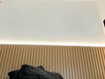 Stripchat Free Live Porn of Annie_paradise17