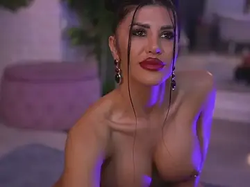 Stripchat Live Sex of Gallienne_Gold