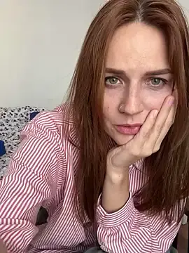 Stripchat Nude Webcam of BritneyHall